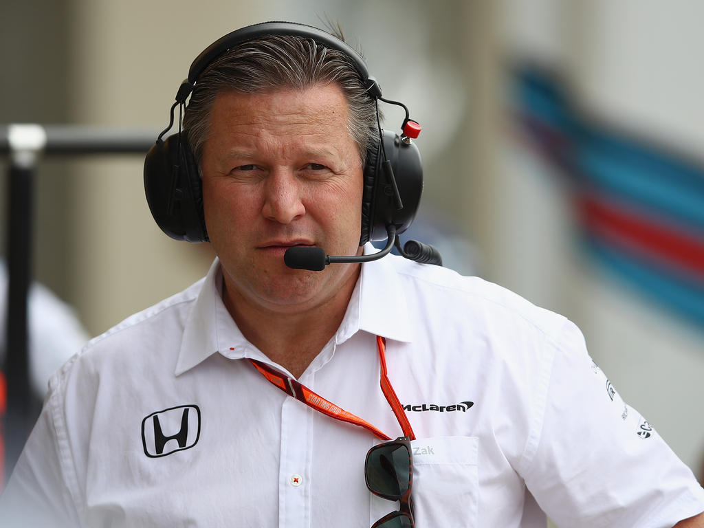McLaren-Boss Zak Brown spielt die angespannte Lage herunter McLaren-Boss Zak Brown spielt die angespannte Lage herunter