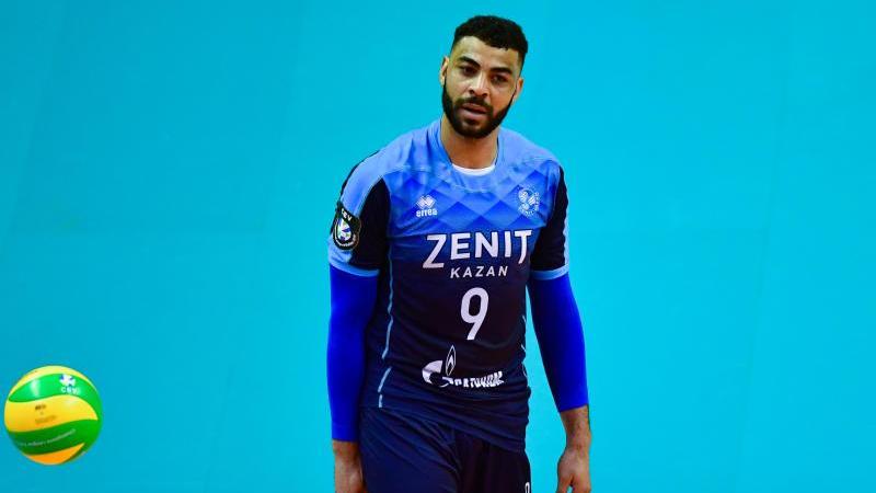 Fehlt dem französischen Volleyball-Nationalteam wegen einer Muskelverletzung: Superstar Earvin Ngapeth Fehlt dem französischen Volleyball-Nationalteam wegen einer Muskelverletzung: Superstar Earvin Ngapeth