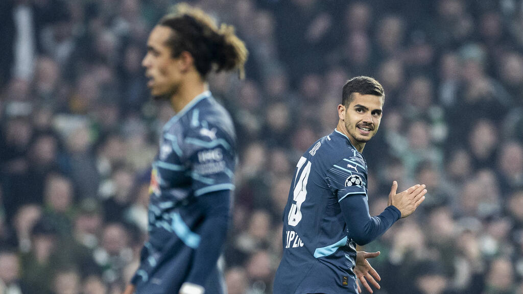 André Silva (r.) könnte von RB Leipzig zu West Ham United verliehen werden