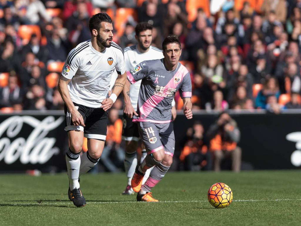 Negredo sale cedido del Valencia CF y vuelve a Inglaterra. (Foto: Getty)