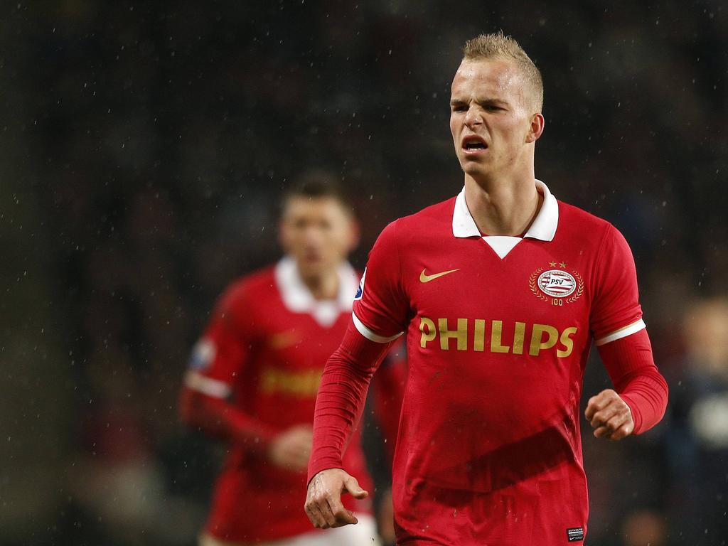 Jorrit Hendrix in actie tijdens PSV - AZ. (25-01-2014) Jorrit Hendrix in actie tijdens PSV - AZ. (25-01-2014)