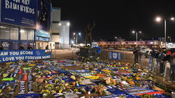 Große Anteilnahme am Fußballstadion in Cardiff