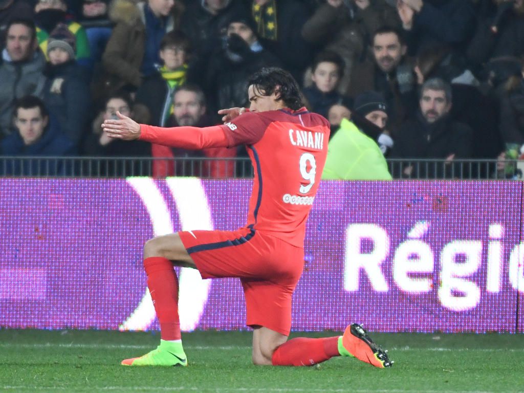 Cavani sigue en racha, anotó un doblete este fin de semana en la Ligue 1. (Foto: Getty)