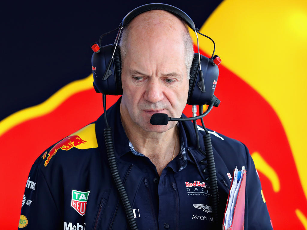 Adrian Newey wünscht sich ein Reglement, in dem der Motor weniger wichtig ist Adrian Newey wünscht sich ein Reglement, in dem der Motor weniger wichtig ist