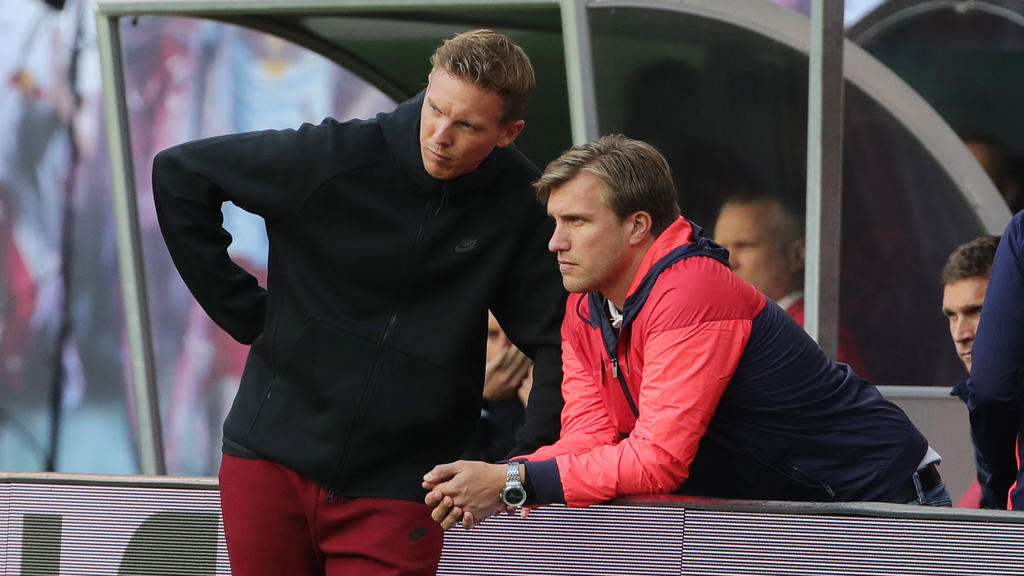 RB-Sportdirektor Krösche (r.) will die Jugendarbeit von RB Leipzig auf Vordermann bringen