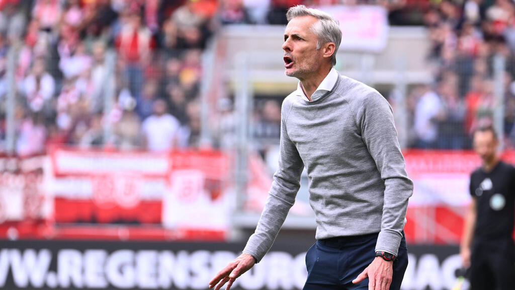 Kees van Wonderen stärkte Justin Heekeren den Rücken Kees van Wonderen stärkte Justin Heekeren den Rücken