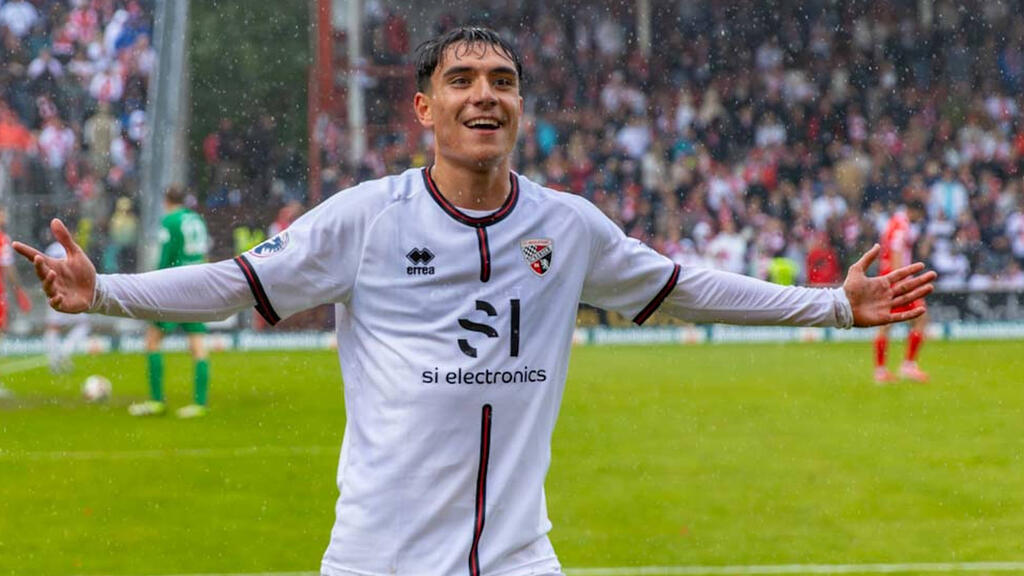 Wechselt Deniz Zeitler zum VfB Stuttgart? Wechselt Deniz Zeitler zum VfB Stuttgart?