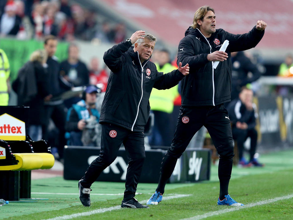 Peter Hermann (l.) bleibt bis Jahresende Fortuna-Trainer Peter Hermann (l.) bleibt bis Jahresende Fortuna-Trainer
