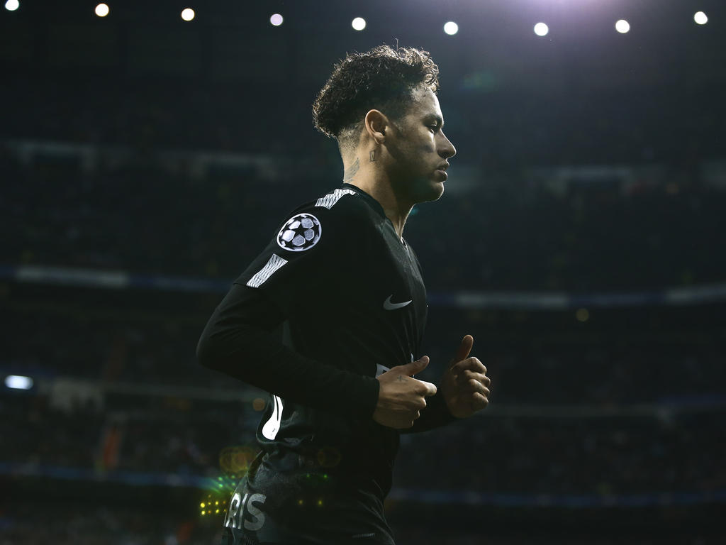 Neymar sufre una lesión en el tobillo derecho y una fisura en un hueso del pie. (Foto: Getty)