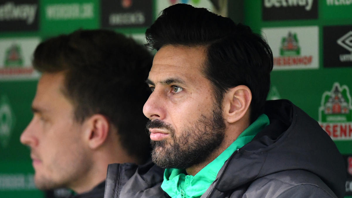 Pizarro könnte gegen Leverkusen fehlen Pizarro könnte gegen Leverkusen fehlen