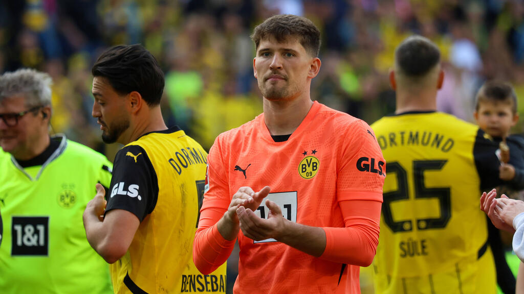 Gregor Kobel wird immer wieder mit einem BVB-Abgang in Verbindung gebracht Gregor Kobel wird immer wieder mit einem BVB-Abgang in Verbindung gebracht