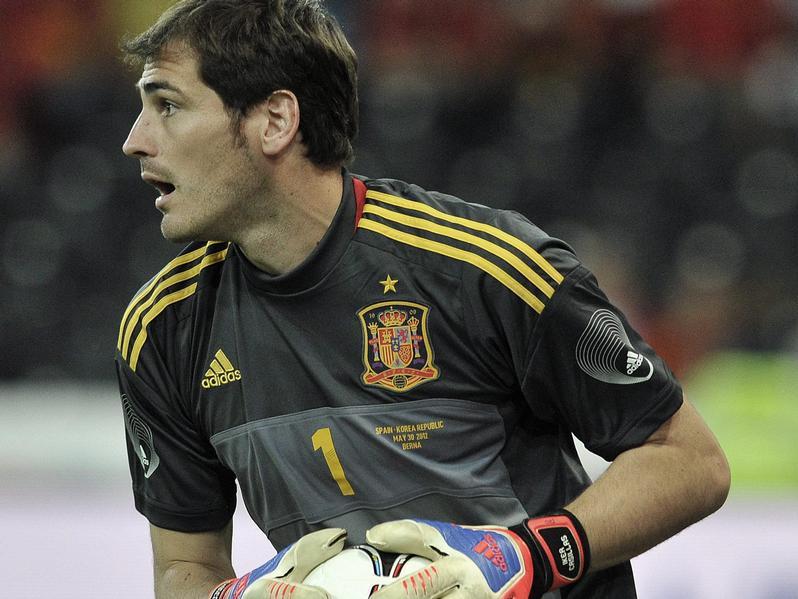 Spaniens Nationaltorwart Iker Casillas feierte seinen 95. Sieg. Foto: Peter Schneider
