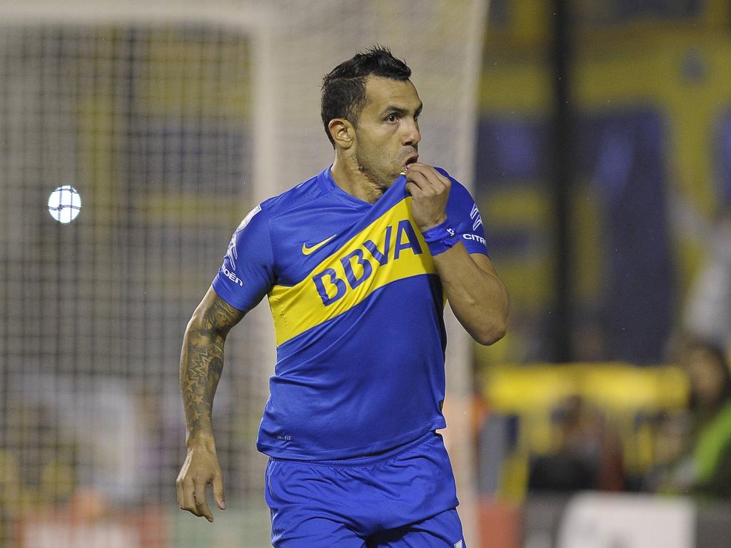 Tevez quiere continuar en el fútbol en activo y en el club por el que siente pasión. (Foto: Imago)