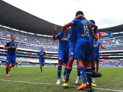 Los jugadores de Cruz Azul celebran el gol de Andrés Rentería. (Foto: Getty)