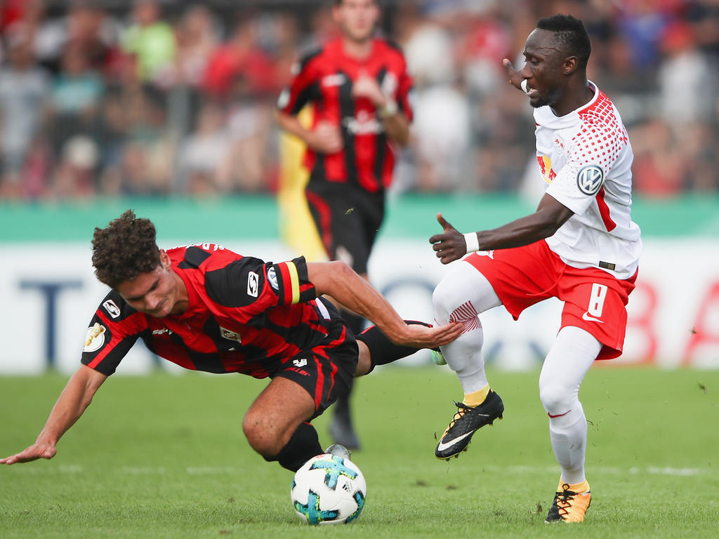 Naby Keïta erlaubt sich zur Zeit zu viele Platzverweise Naby Keïta erlaubt sich zur Zeit zu viele Platzverweise