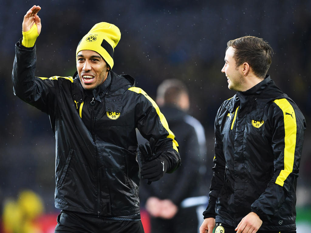Mario Götze (r.) nimmt die Schlagzeilen um Pierre-Emerick Aubameyanng gelassen Mario Götze (r.) nimmt die Schlagzeilen um Pierre-Emerick Aubameyanng gelassen