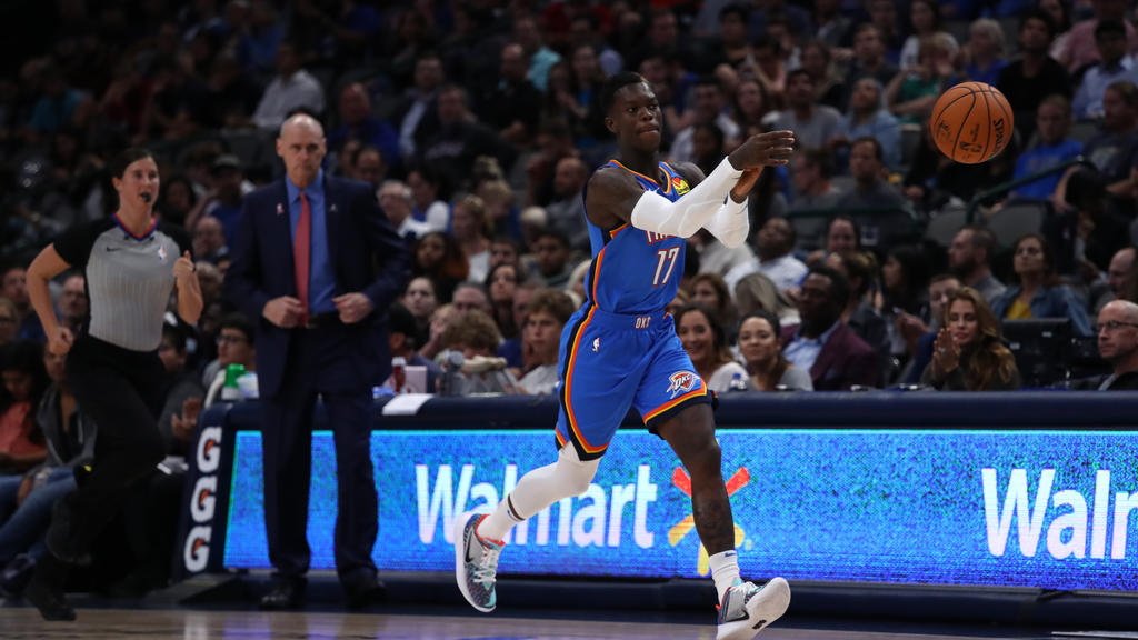 Dennis Schröder war mit 17 Punkten der erfolgreichste Werfer seines Teams Dennis Schröder war mit 17 Punkten der erfolgreichste Werfer seines Teams