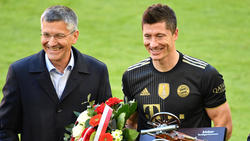Bayern-Präsident Herbert Hainer spielt im Fall von Robert Lewandowski auf Zeit