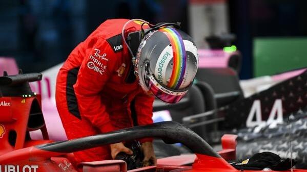 Mit seinem Istanbul-Helm setzte Sebastian Vettel ein Zeichen für Vielfalt Mit seinem Istanbul-Helm setzte Sebastian Vettel ein Zeichen für Vielfalt