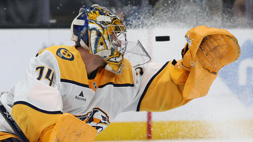 Juuse Saros spielt seit seinem Wechsel in die USA 2015 für die Predators