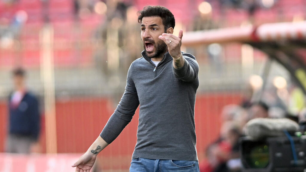 Cesc Fàbregas wird als Cheftrainer bei RB Leipzig gehandelt