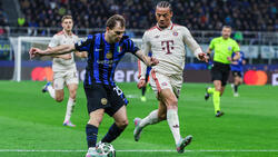 Real Madrid beschäftigt sich offenbar mit Nicolò Barella (l.)