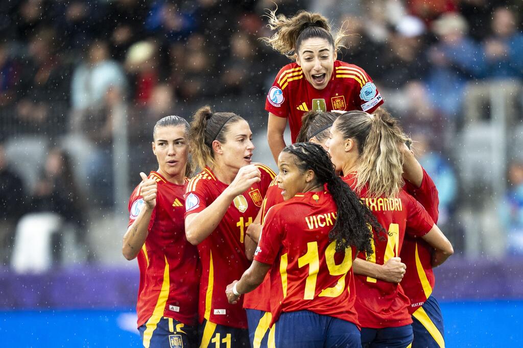 Spaniens Fußballerinnen sind bei der EM bislang obenauf Spaniens Fußballerinnen sind bei der EM bislang obenauf