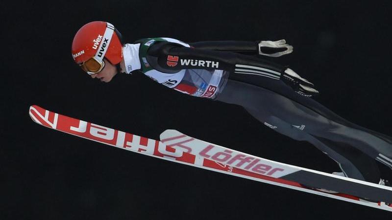 Karl Geiger feierte beim Sommer-Grand-Prix im rumänischen Rasnov einen Doppelsieg Karl Geiger feierte beim Sommer-Grand-Prix im rumänischen Rasnov einen Doppelsieg