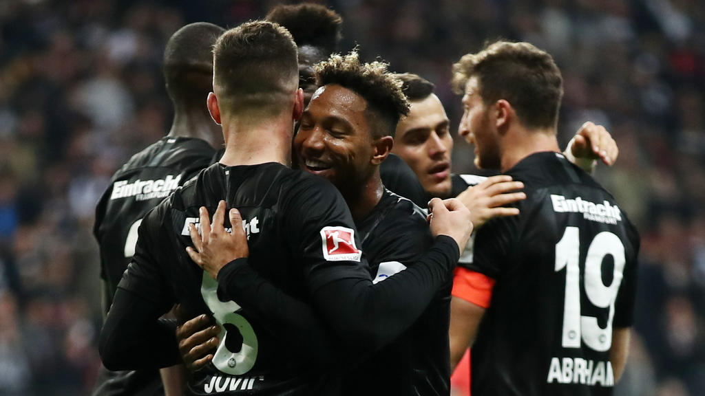 Eintracht Frankfurt gewinnt deutlich gegen Schalke 04