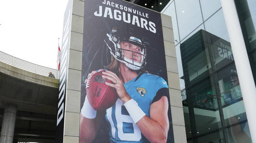 Trevor Lawrence und die Jaguars treten alljährlich in London an