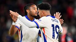 Christopher Nkunku (l.) wird abermals mit dem FC Bayern in Verbindung gebracht