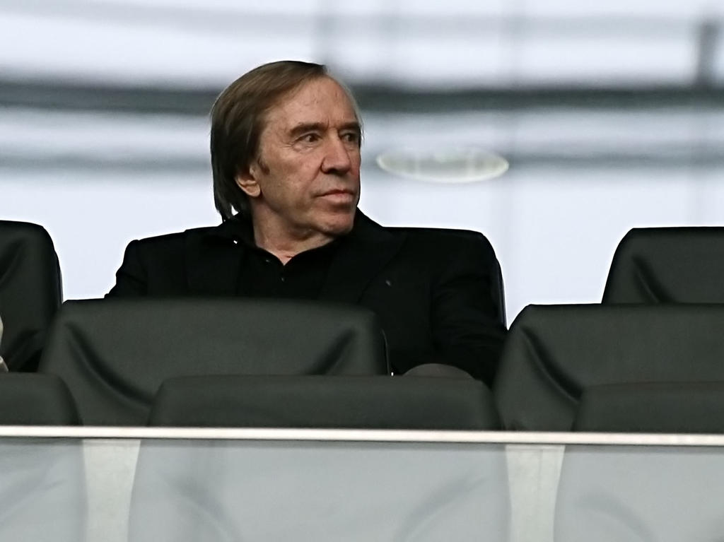 Der HSV ist für Günter Netzer (l.) kein Abstiegskandidat Der HSV ist für Günter Netzer (l.) kein Abstiegskandidat