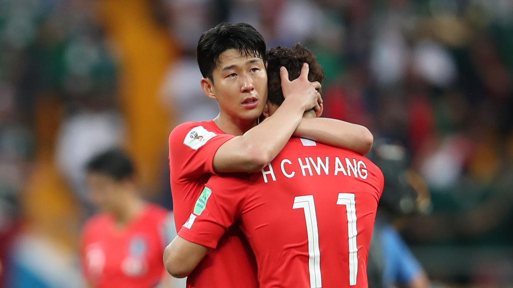 Südkorea-Star Son tröstet Hwang bei der WM in Russland