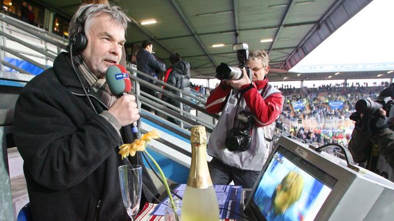 Greift wieder zum Mikrofon: Kult-Reporter Manni Breuckmann