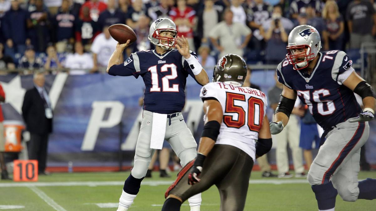 Spielte mit Tom Brady bei den New England Patriots zusammen: Der ehemalige deutsche NFL-Football-Spieler Sebastian Vollmer (r.) Spielte mit Tom Brady bei den New England Patriots zusammen: Der ehemalige deutsche NFL-Football-Spieler Sebastian Vollmer (r.)
