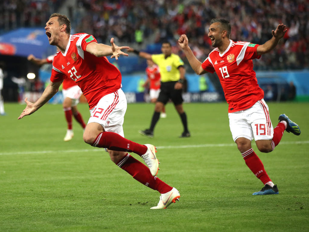 Artem Dzyuba celebrando el 3-0 contra Egipto. (Foto: Getty)