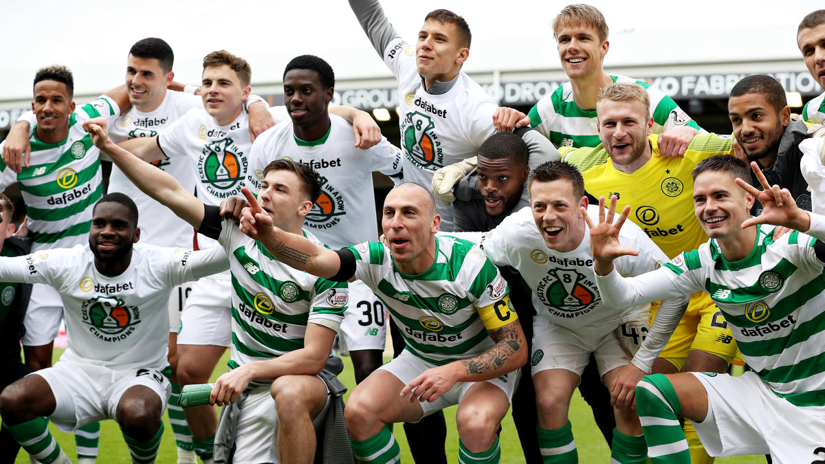 Celtic feiert die achte Meisterschaft in Folge Celtic feiert die achte Meisterschaft in Folge