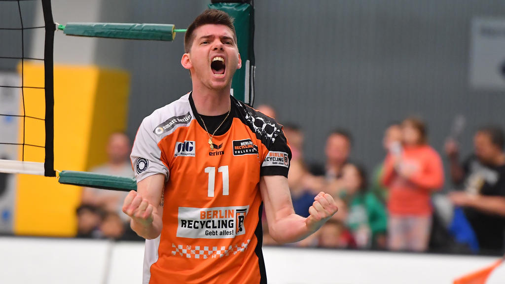 Die Berlin Volley jubelt nach einem Punktgewinn Die Berlin Volley jubelt nach einem Punktgewinn