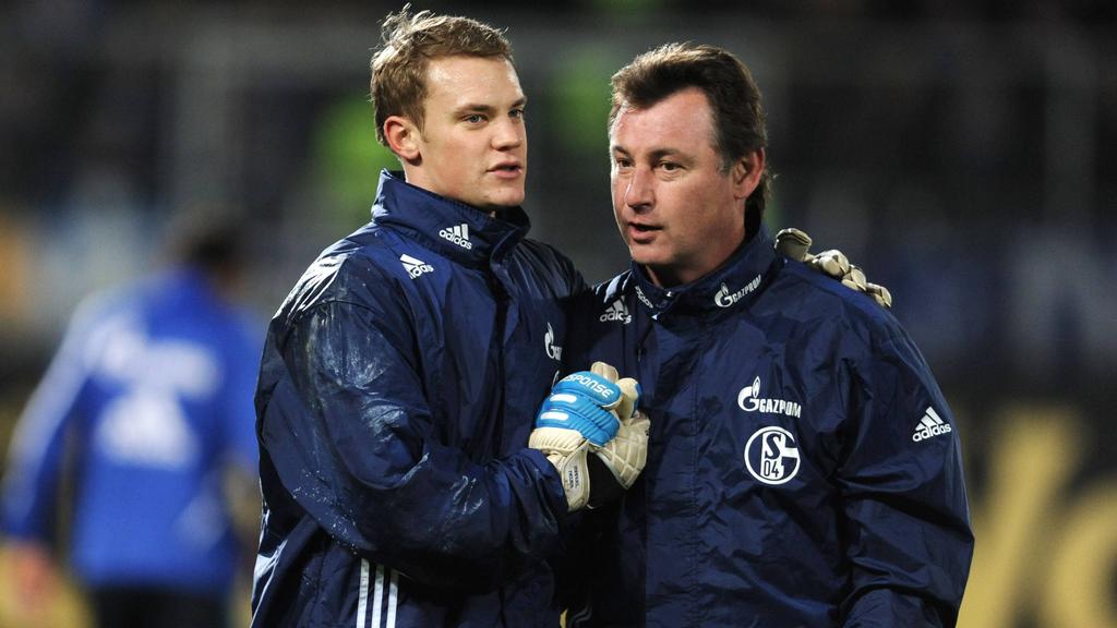 Bernd Dreher (re.) trainierte Manuel Neuer beim FC Schalke 04