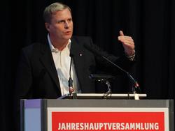Nikolai Riesenkampff fordert von den FCK-Mitgliedern Geschlossenheit