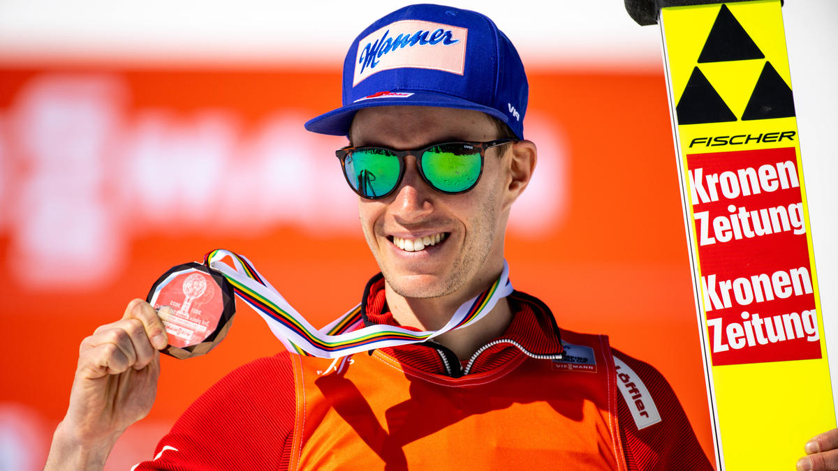 Stefan Kraft kämpft auch in 2022/23 um den Weltcup-Sieg im Skispringen