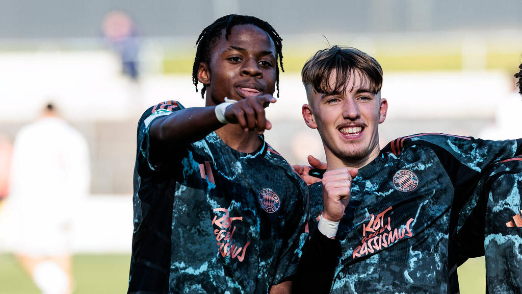 Wisdom Mike und Lennart Karl begeistern beim FC Bayern Wisdom Mike und Lennart Karl begeistern beim FC Bayern