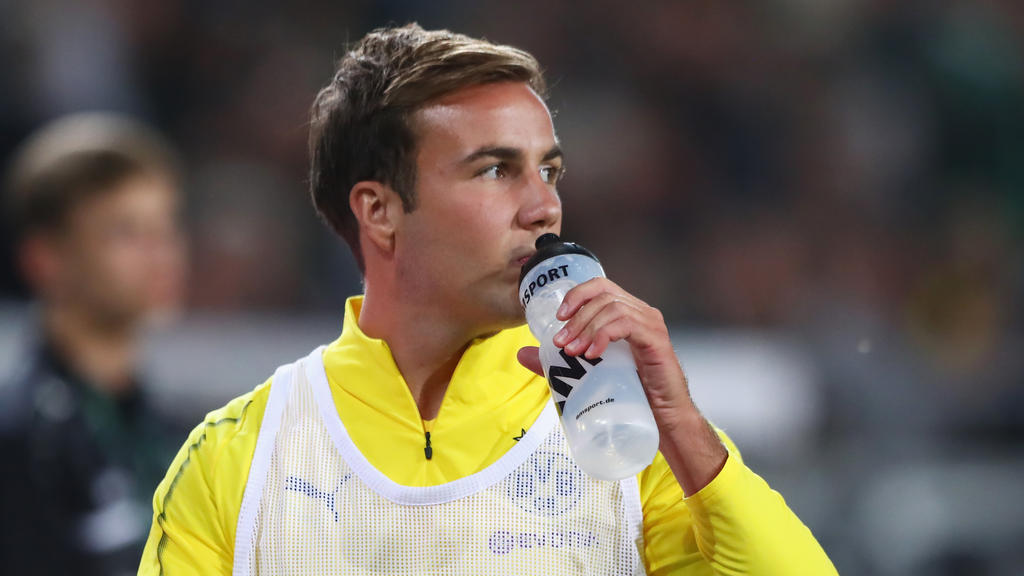 Mario Götze kommt beim BVB derzeit nicht über die Rolle des Reservisten hinaus Mario Götze kommt beim BVB derzeit nicht über die Rolle des Reservisten hinaus