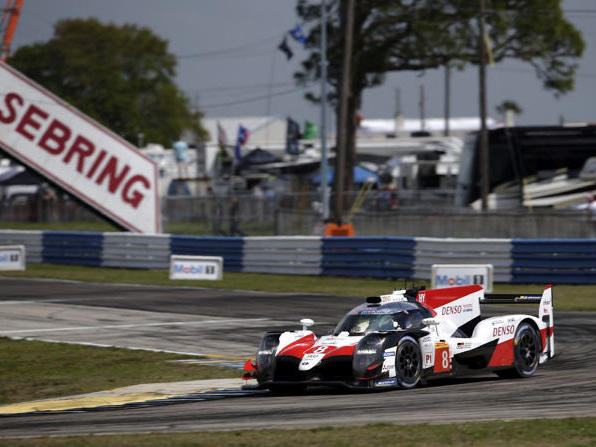 Alonso/Buemi/Nakajima liegen in Sebring nach einer Stunde in Front Alonso/Buemi/Nakajima liegen in Sebring nach einer Stunde in Front