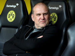 Kölns Geschäftsführer Jörg Schmadtke war nach dem 0:5 in Dortmund völlig bedient