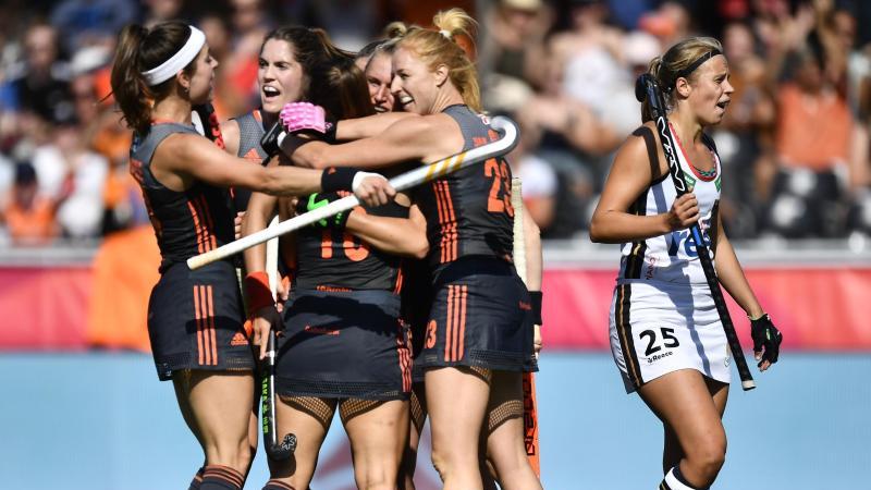 Die Hockey-Damen der Niederlande haben sich den EM-Titel gesichert Die Hockey-Damen der Niederlande haben sich den EM-Titel gesichert