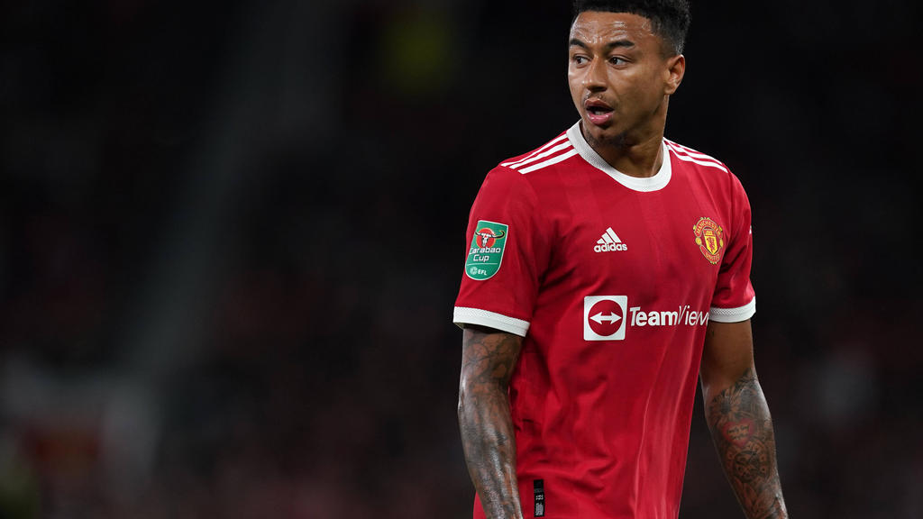 Lingard denies asking for time off