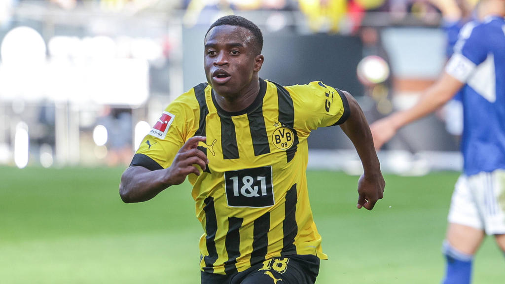 Verlässt Youssoufa Moukoko den BVB 2023? Verlässt Youssoufa Moukoko den BVB 2023?