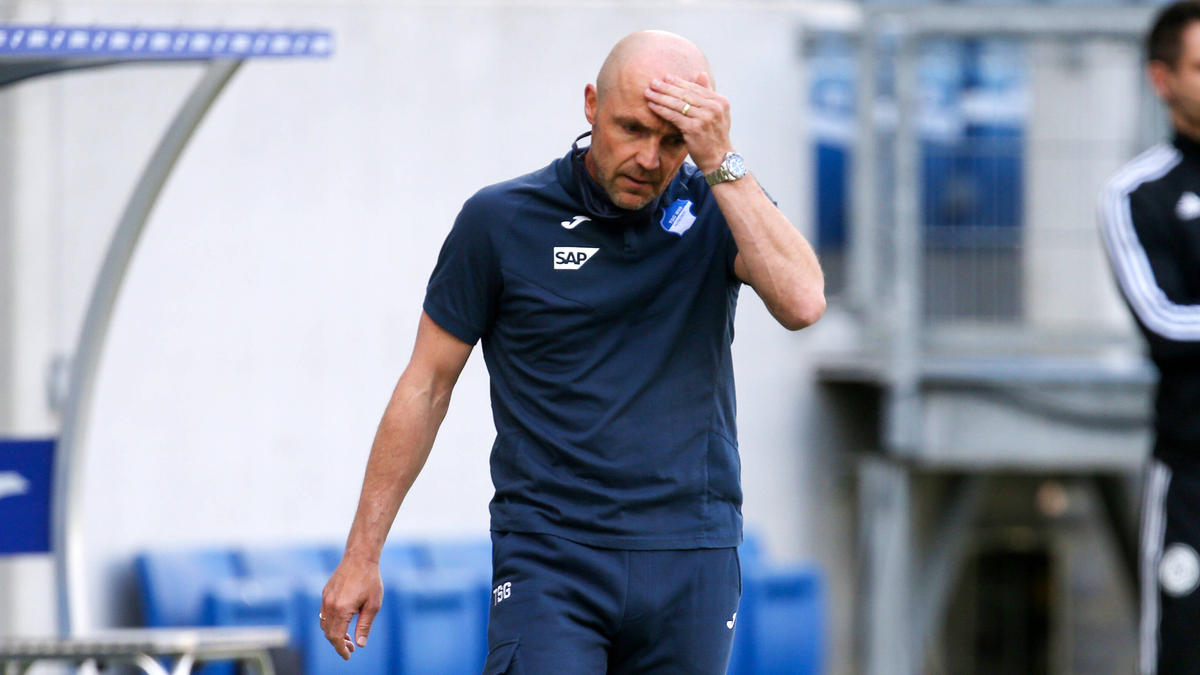 Afred Schreuder war mit der Leistung seiner Spieler nicht zufrieden Afred Schreuder war mit der Leistung seiner Spieler nicht zufrieden
