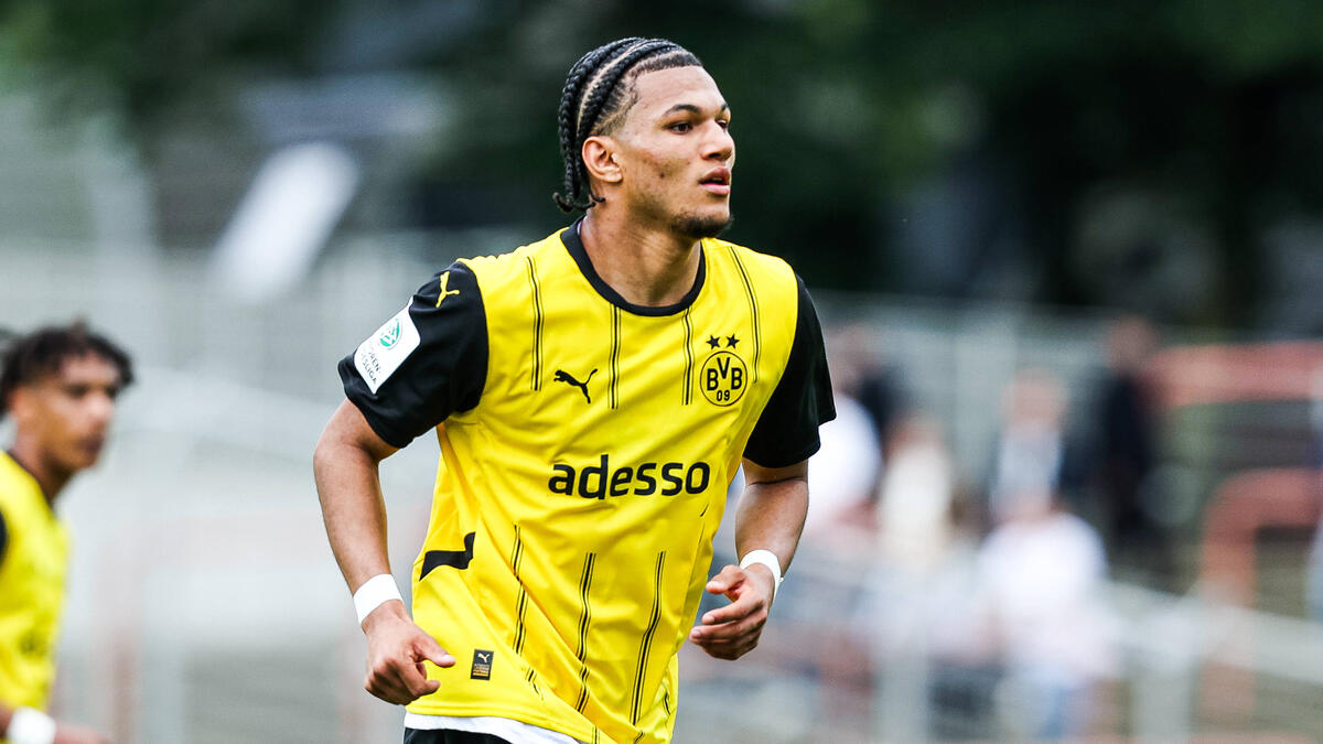 BVB muốn giữ Paris Brunner